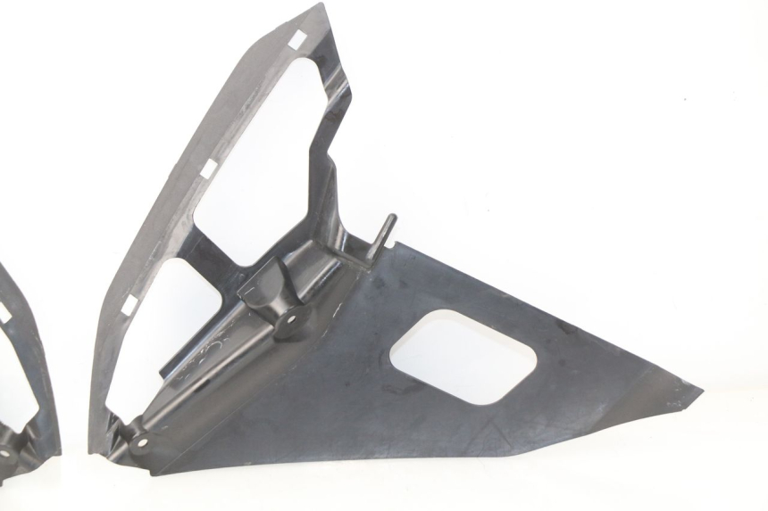 photo de INTERIEUR TETE DE FOURCHE SUZUKI GSX-R GSXR K16 1000 (2012 - 2016) - Vue d’ensemble