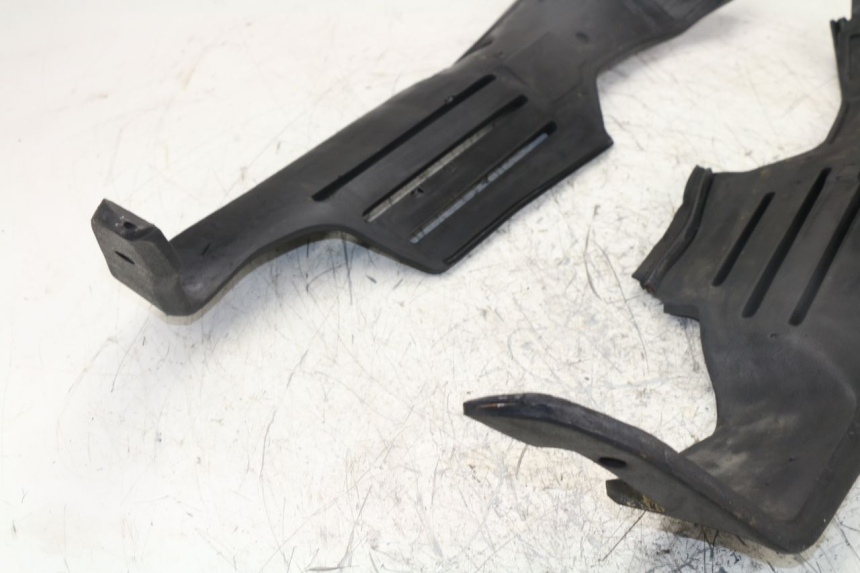 photo de INTERIEUR TETE DE FOURCHE BMW K 75 RT ABS 750 (1989 - 1997) - Zoom état d’usage