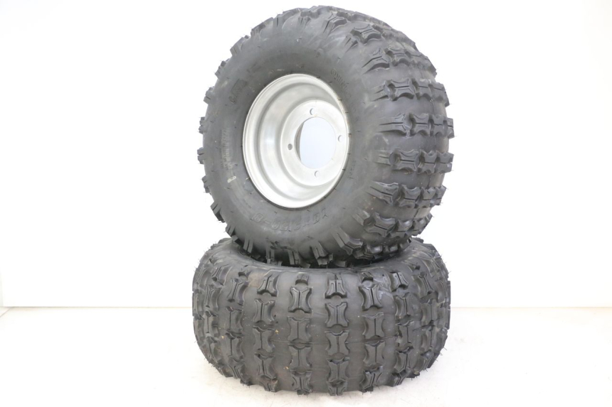 photo de JANTE ARRIÈRE ET PNEU ANGELL ENFANT 1 - Détail de la pièce