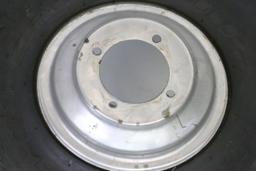 photo de JANTE ARRIÈRE ET PNEU ANGELL ENFANT 1 - Points de fixation