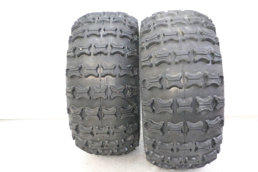 photo de JANTE ARRIÈRE ET PNEU ANGELL ENFANT 1 - Marquages et références