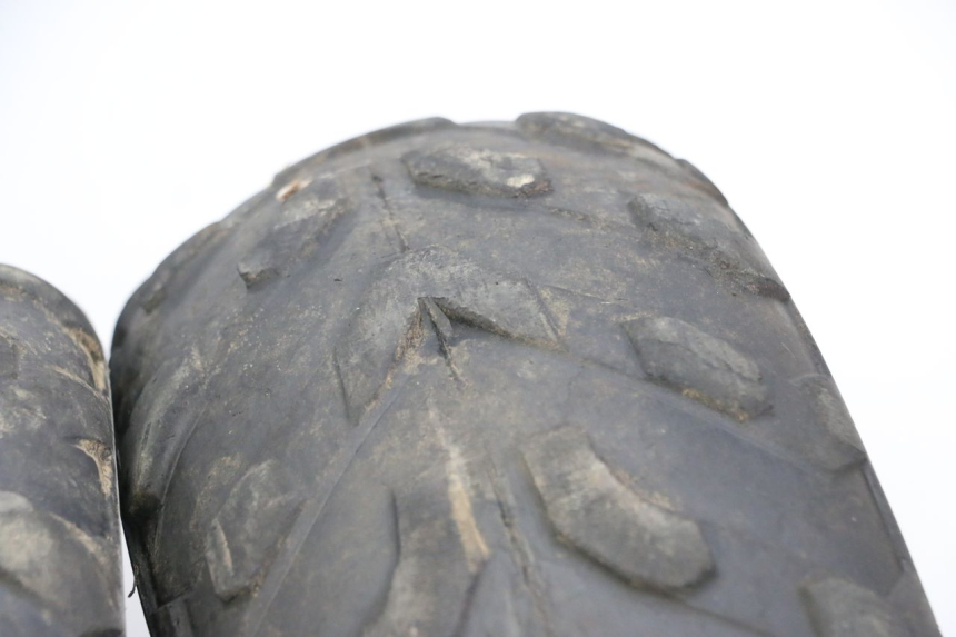 photo de JANTE ARRIÈRE ET PNEU KEROX BAZOOKA 110 - Pièce contrôlée