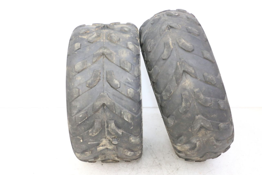 photo de JANTE ARRIÈRE ET PNEU KEROX BAZOOKA 110 - Marquages et références