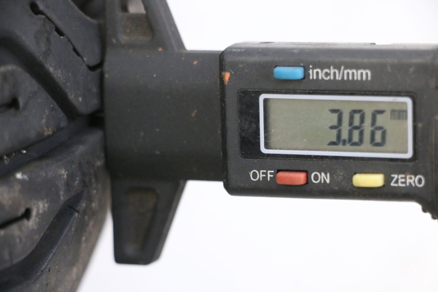 photo de JANTE ARRIÈRE ET PNEU PEUGEOT DJANGO 4T 50 (2014 - 2019) - Détail de la pièce