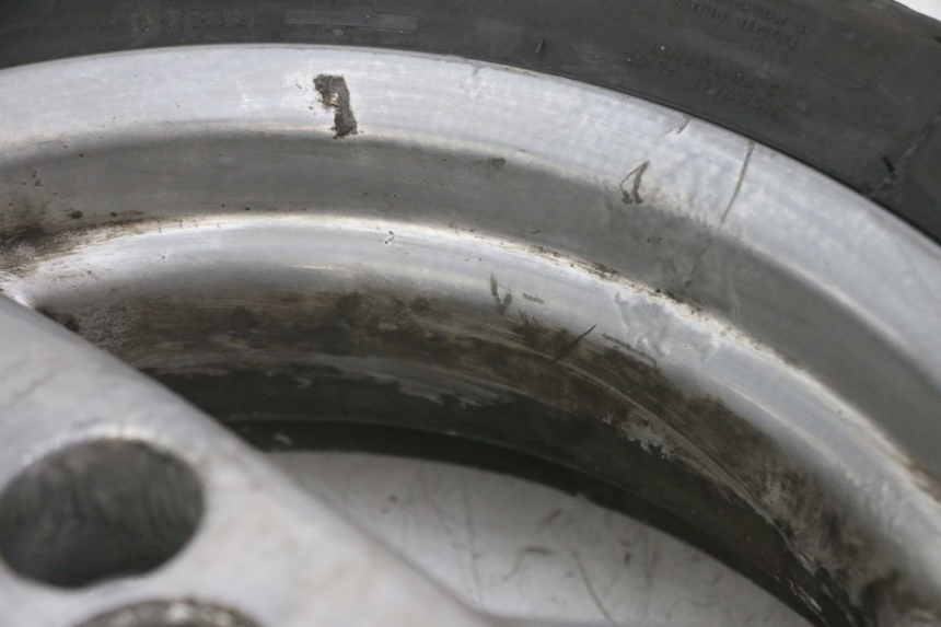 photo de JANTE ARRIÈRE ET PNEU PEUGEOT ELYSTAR 125 (2002 - 2007) - Vue d’ensemble