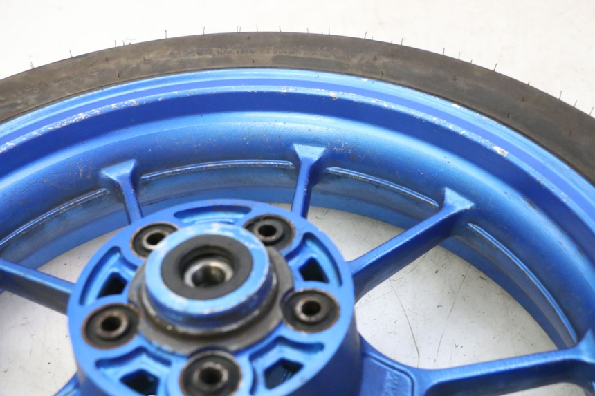 photo de JANTE ARRIÈRE ET PNEU STAHO FH 50 (2018 - 2019) - Zoom état d’usage