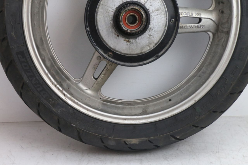 photo de JANTE ARRIÈRE ET PNEU YAMAHA FJR 1300 (2001 - 2005) - État de surface