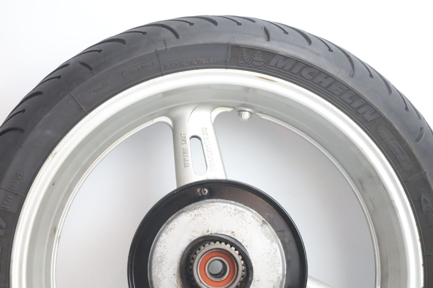 photo de JANTE ARRIÈRE ET PNEU YAMAHA FJR 1300 (2001 - 2005) - Détail de la pièce