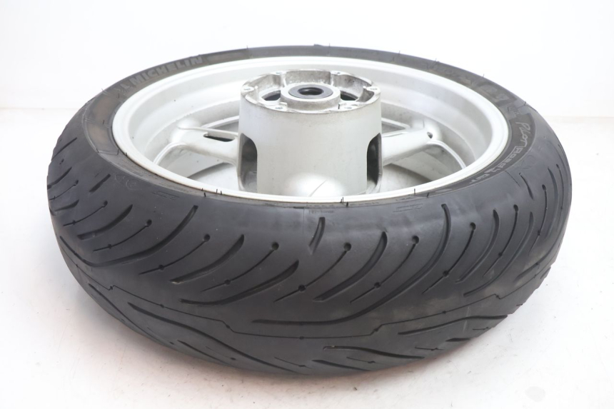photo de JANTE ARRIÈRE ET PNEU YAMAHA FJR 1300 (2001 - 2005) - Marquages et références