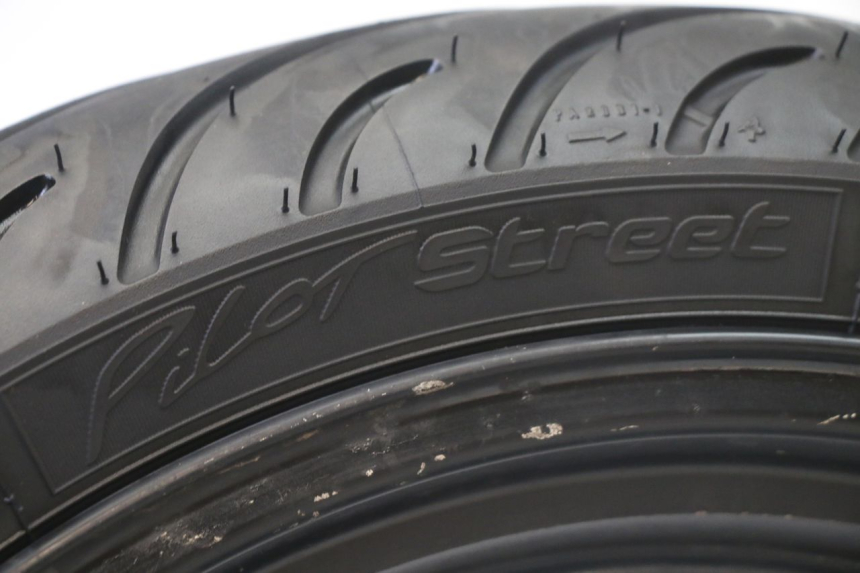 photo de JANTE ARRIÈRE ET PNEU SUZUKI GS GSE 500 (2001 - 2003) - Inspection visuelle