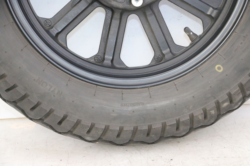 photo de JANTE ARRIÈRE ET PNEU KEEWAY K-LIGHT KLIGHT 125 (2018 - 2025) - Zoom composants