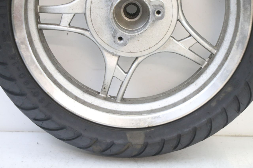 photo de JANTE ARRIÈRE ET PNEU LONGJIA SHARPY 125 (2020 - 2024) - Autre angle de vue