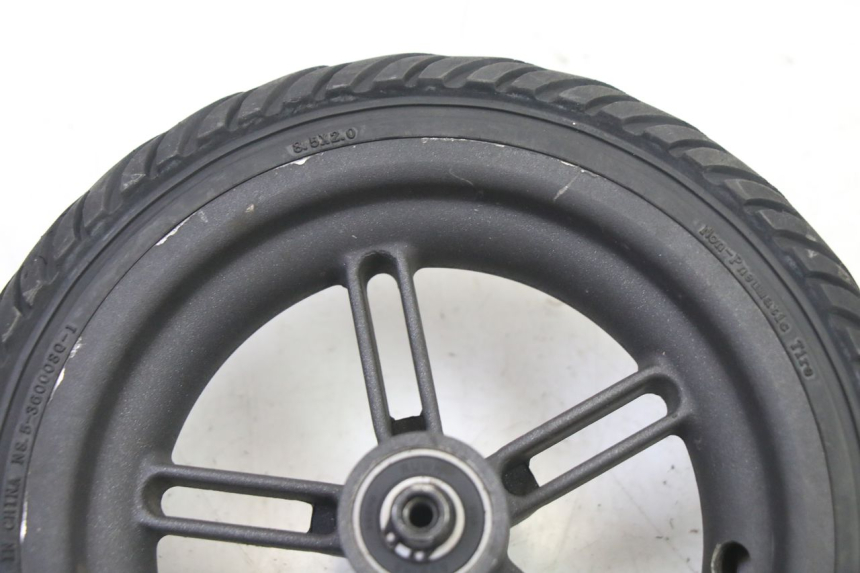 photo de JANTE ARRIÈRE ET PNEU XIAOMI MI PRO 2 1 - Vue d’ensemble