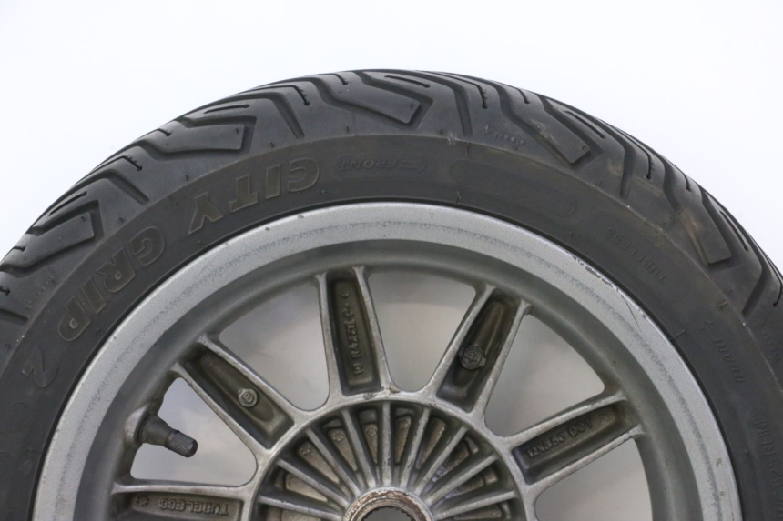 photo de JANTE ARRIÈRE ET PNEU PIAGGIO MP3 125 (2006 - 2014) - Marquages et références