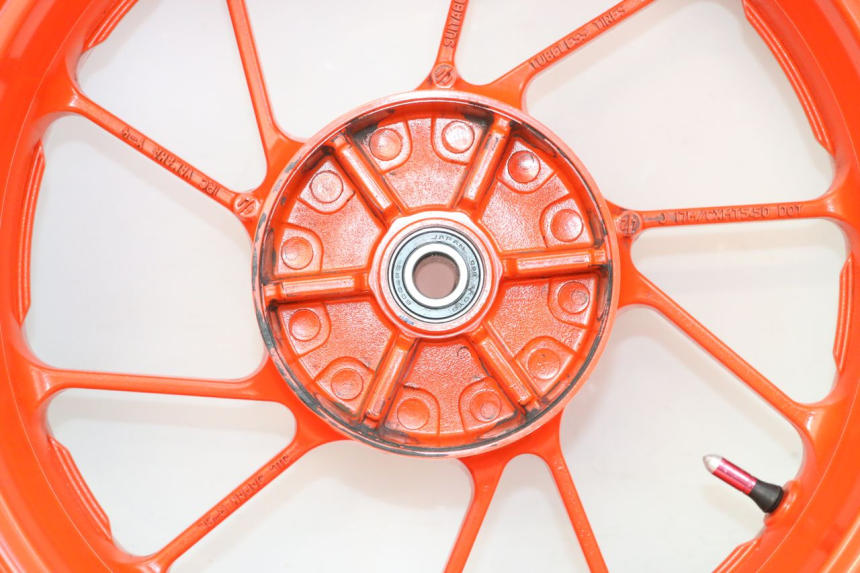 photo de JANTE ARRIÈRE ET PNEU YAMAHA MT-07 MT07 ABS 700 (2018 - 2020) - Vue produit