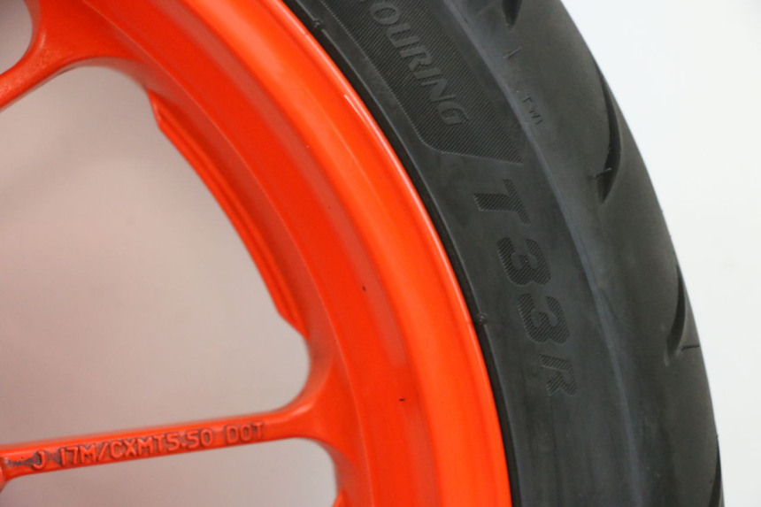 photo de JANTE ARRIÈRE ET PNEU YAMAHA MT-07 MT07 ABS 700 (2018 - 2020) - Détails caractéristiques