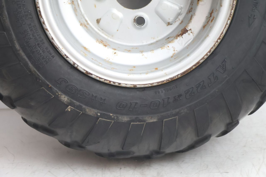 photo de JANTE ARRIÈRE ET PNEU KYMCO MXU R 250 (2004 - 2010) - Zoom état d’usage