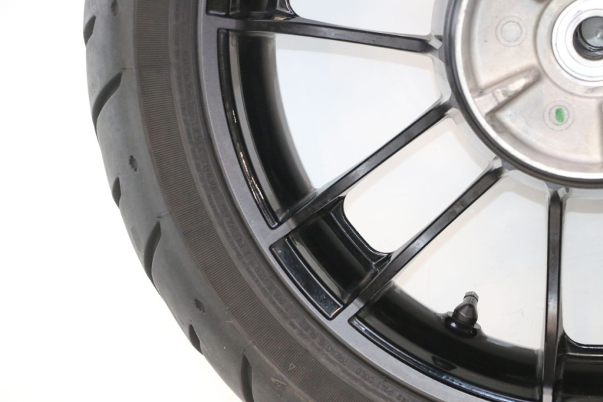 photo de JANTE ARRIÈRE ET PNEU HARLEY DAVIDSON ROAD GLIDE FLTRXSE 1920 (2018 - 2022) - Pièce contrôlée