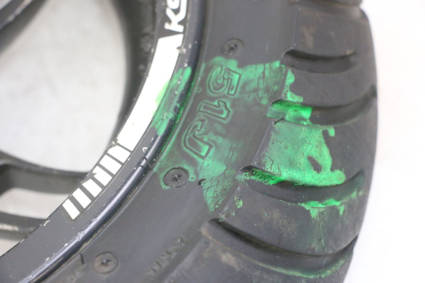 photo de JANTE ARRIÈRE ET PNEU KSR SIRION 4T 50 (2018 - 2025) - Autre angle de vue