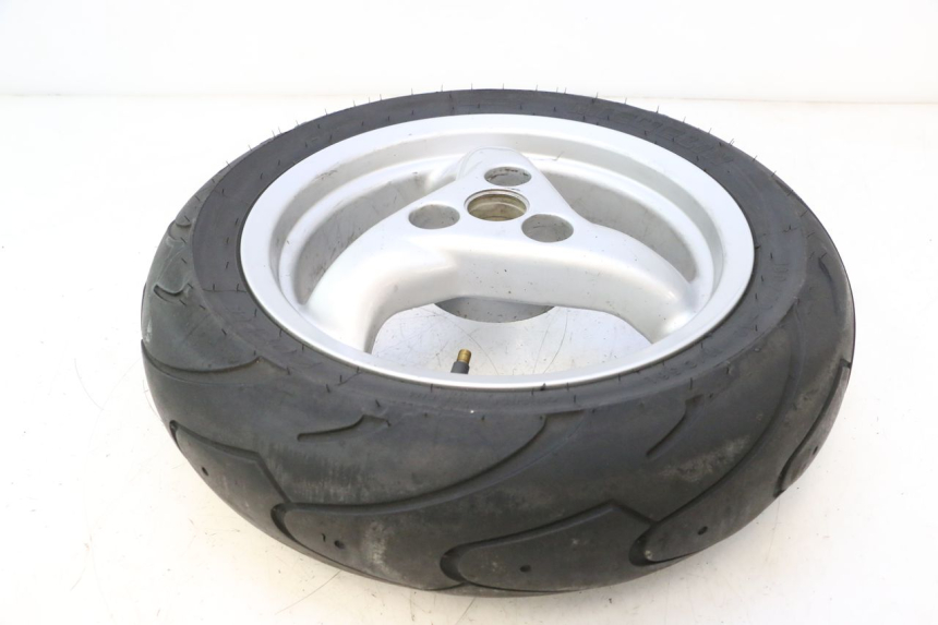photo de JANTE ARRIÈRE ET PNEU PEUGEOT SPEEDFIGHT LC 50 (1996 - 2002) - Points de fixation