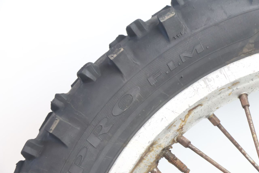 photo de JANTE ARRIÈRE ET PNEU HUSABERG TE 250 (2011 - 2014) - Inspection visuelle