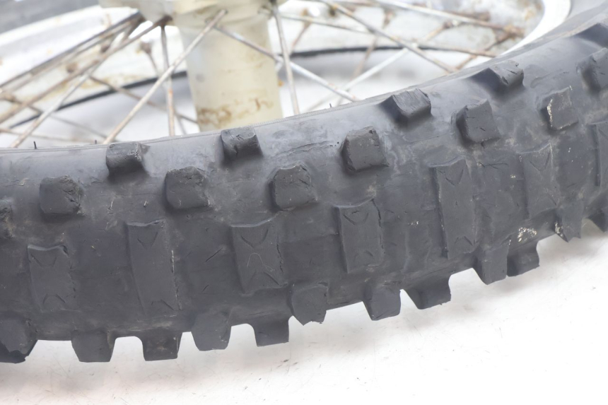 photo de JANTE ARRIÈRE ET PNEU HUSABERG TE 250 (2011 - 2014) - Pièce contrôlée