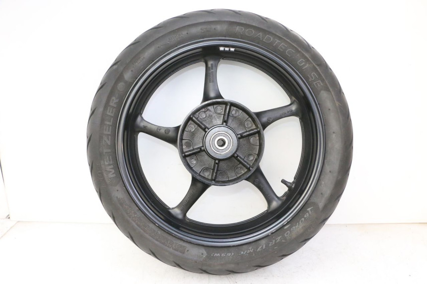 photo de JANTE ARRIÈRE ET PNEU YAMAHA XJ6 ABS 600 (2008 - 2016) - Détail de la pièce