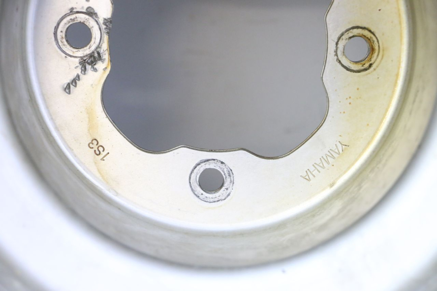 photo de JANTE ARRIÈRE ET PNEU YAMAHA YFM R RAPTOR 250 (2008 - 2014) - Détails caractéristiques