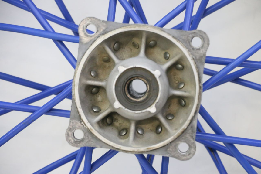 photo de JANTE ARRIÈRE ET PNEU YAMAHA YZ 85 (2002 - 2018) - Angle alternatif