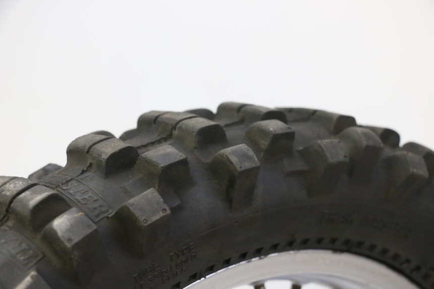 photo de JANTE ARRIÈRE ET PNEU YAMAHA YZ 85 (2002 - 2018) - Zoom état d’usage