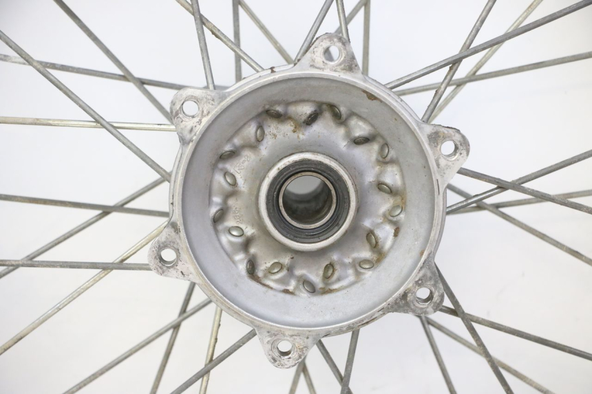 photo de JANTE ARRIÈRE ET PNEU YAMAHA YZF YZ-F 450 (2014 - 2016) - Vue principale