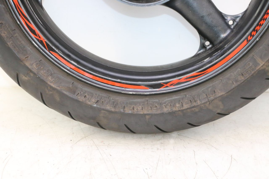 photo de JANTE ARRIÈRE ET PNEU KAWASAKI ZX-6R ZX6R 600 (1995 - 1997) - Zoom composants