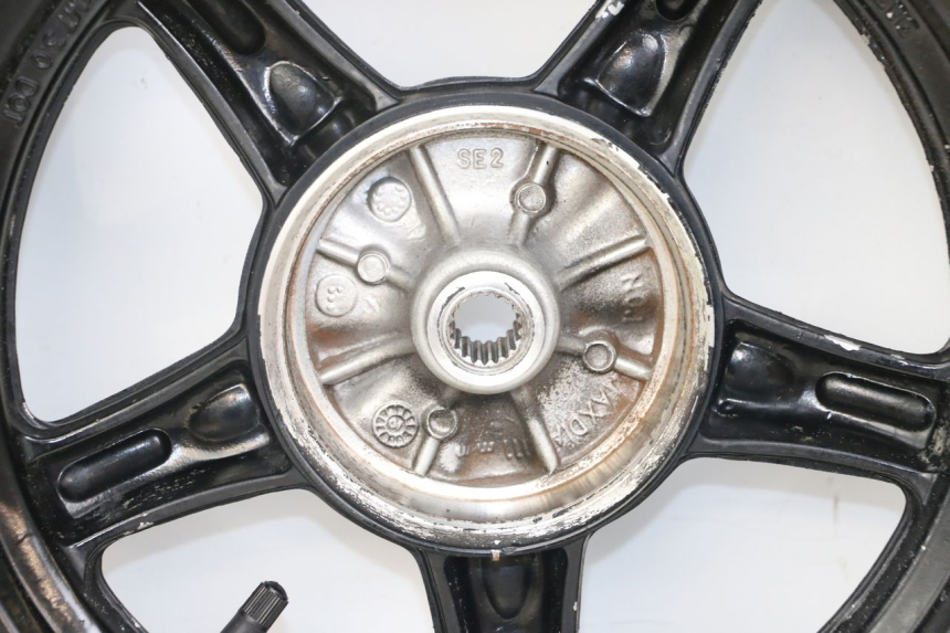 photo de Rear wheel DAELIM A-FOUR 2T 50 (2005 - 2012) - Vue rapprochée