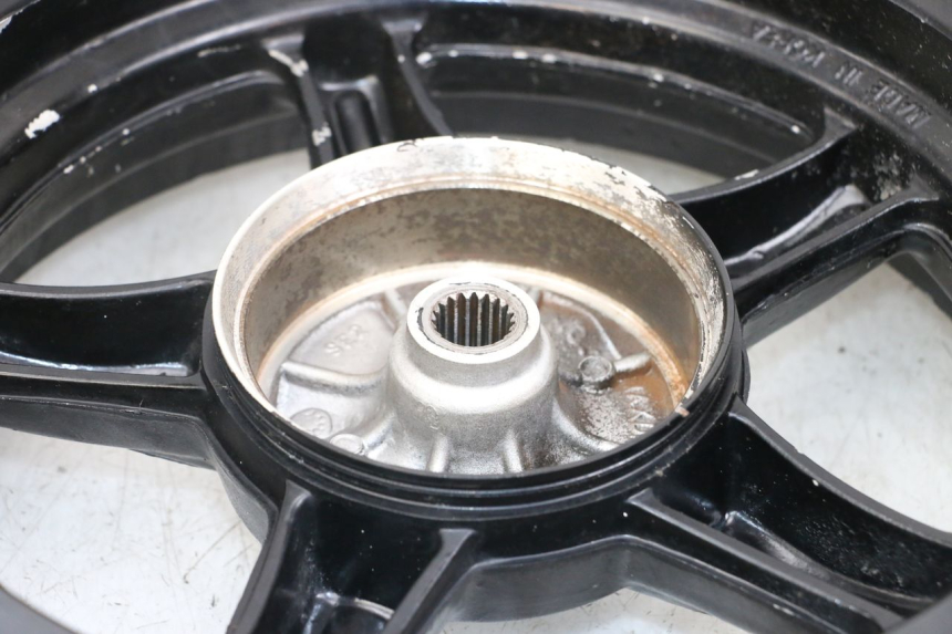 photo de Rear wheel DAELIM A-FOUR 2T 50 (2005 - 2012) - Vue d’ensemble