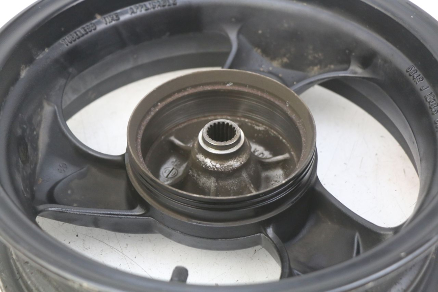 photo de JANTE ARRIERE KYMCO AGILITY 4T 50 (2018 - 2022) - Zoom composants