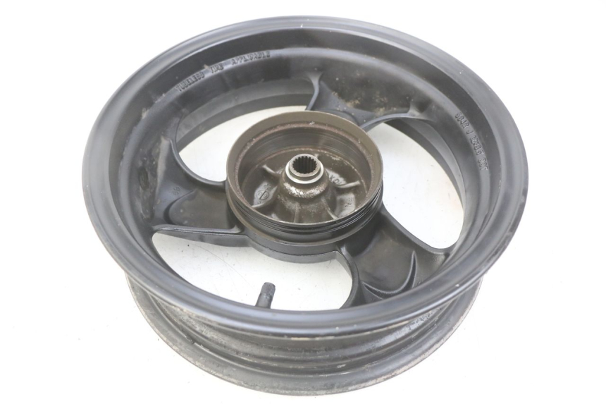 photo de JANTE ARRIERE KYMCO AGILITY 4T 50 (2018 - 2022) - Vue rapprochée