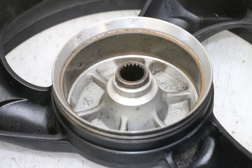 photo de JANTE ARRIERE KYMCO AGILITY 4T 50 (2005 - 2018) - Focus structure