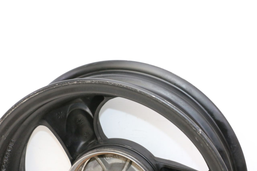 photo de JANTE ARRIERE KYMCO AGILITY 4T 50 (2005 - 2018) - Autre angle de vue