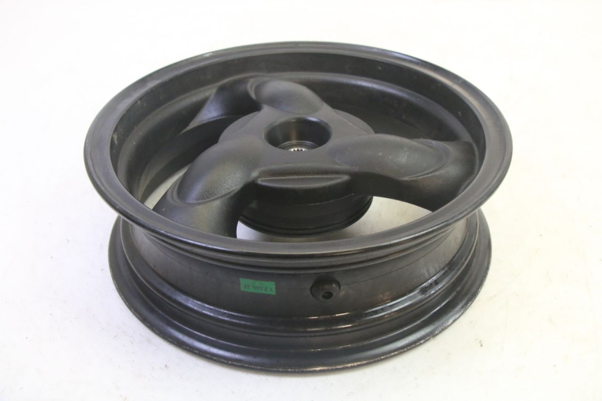 photo de JANTE ARRIERE KYMCO AGILITY 4T 50 (2018 - 2022) - Vue d’ensemble