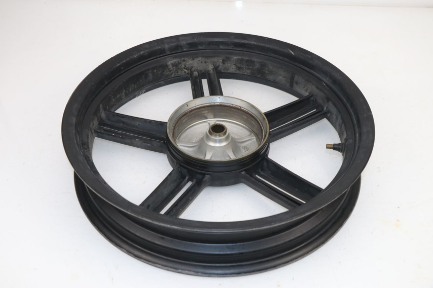 photo de JANTE ARRIERE KYMCO AGILITY CITY 50 (2008 - 2016) - Détail de la pièce