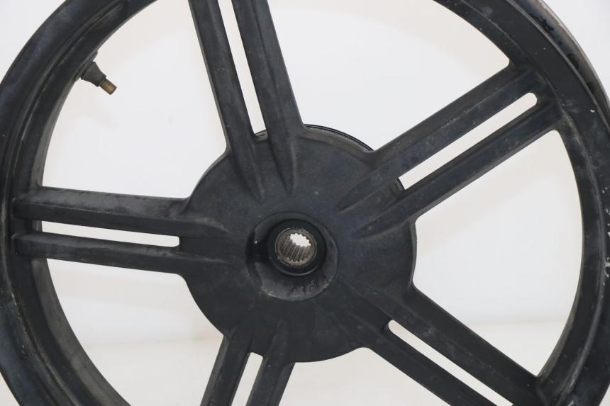 photo de JANTE ARRIERE KYMCO AGILITY CITY 50 (2008 - 2016) - Marquages et références