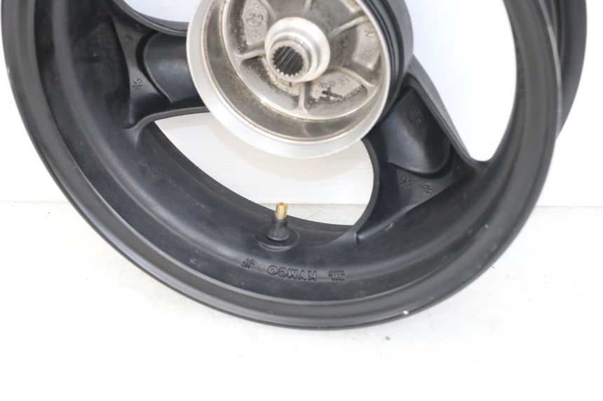 photo de JANTE ARRIERE KYMCO AGILITY FR 2T 50 (2012 - 2017) - Zoom état d’usage