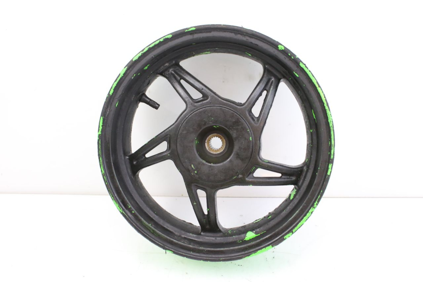 photo de JANTE ARRIERE KYMCO AGILITY NAKED RENOUVO 4T 50 (2018 - 2020) - Zoom état d’usage