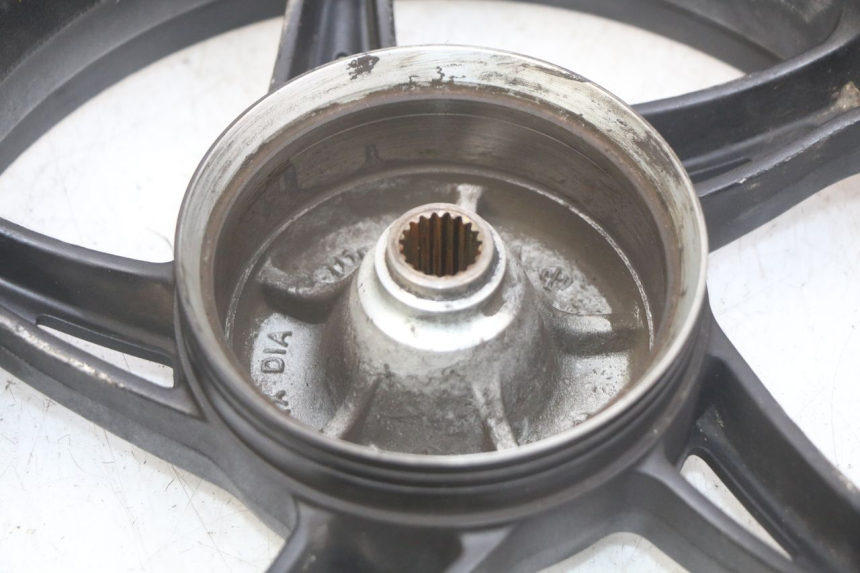 photo de JANTE ARRIERE KYMCO AGILITY RS 4T 50 (2009 - 2013) - Marquages et références