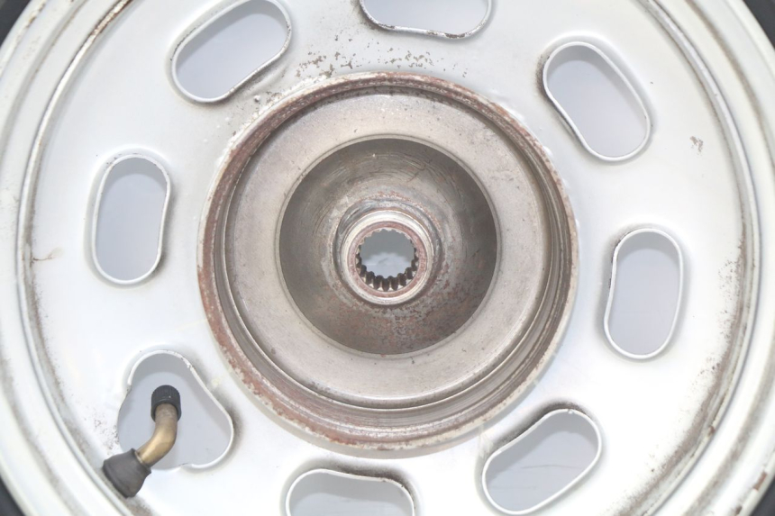 photo de JANTE ARRIERE TAOTAO BEATBOX 2 50 (2005 - 2017) - Détails caractéristiques