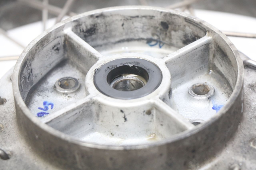 photo de JANTE ARRIERE ROYAL ENFIELD BULLET CLASSIC 500 (2017 - 2020) - Points de fixation