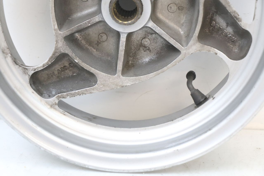 photo de JANTE ARRIERE BMW C1 125 (2000 - 2003) - État de surface