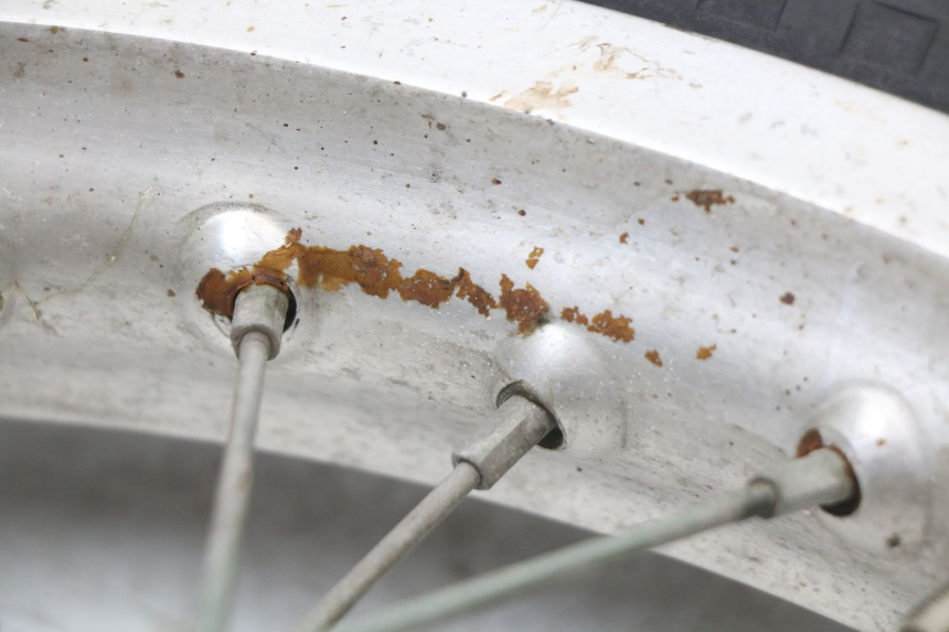 photo de JANTE ARRIERE SHERCO CITY CORP 125 (2003 - 2007) - Inspection visuelle