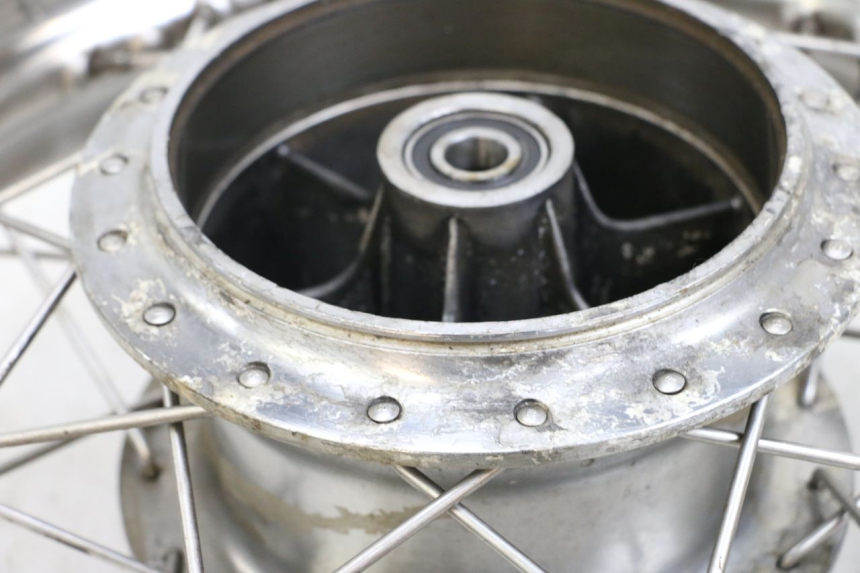 photo de JANTE ARRIERE APRILIA CLASSIC 125 (1995 - 2001) - Photo complémentaire