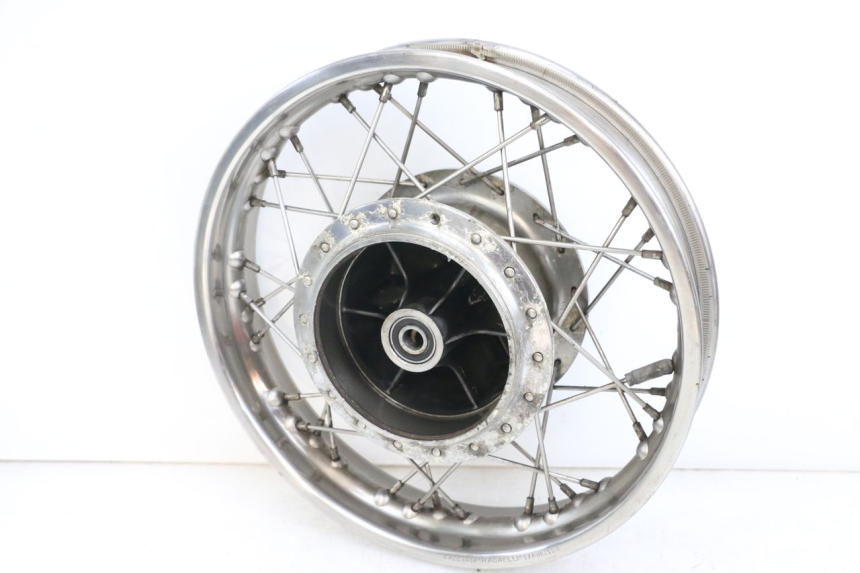 photo de JANTE ARRIERE APRILIA CLASSIC 125 (1995 - 2001) - Points de fixation